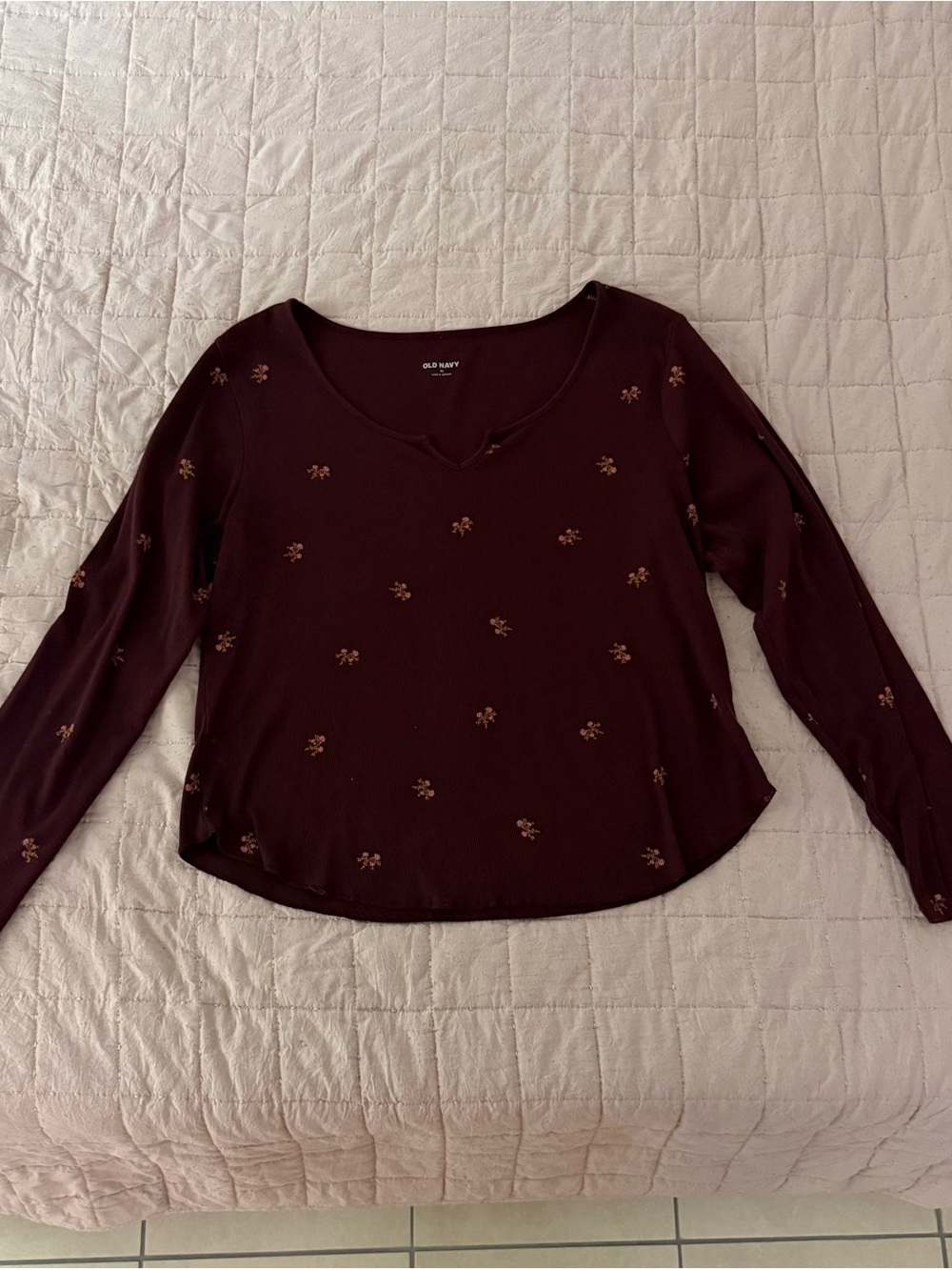 Old Navy Women's Long-Sleeve Wine Red Floral-Accent Tee